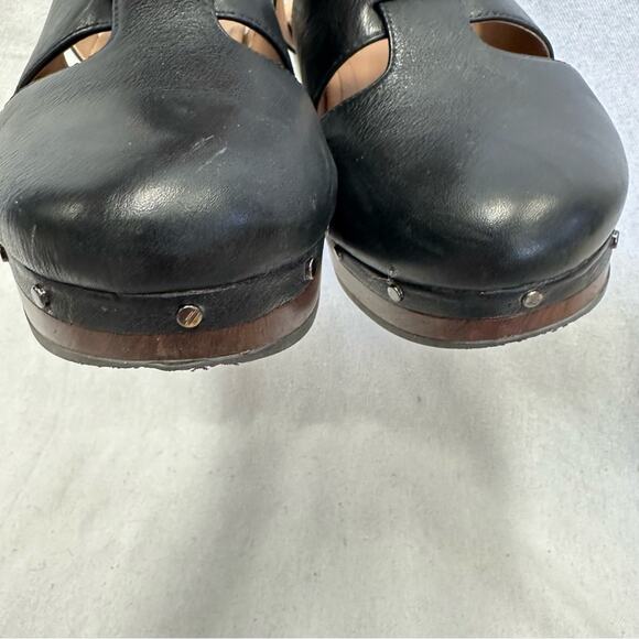 Vionic Faye black leather t strap closed toe clog US Size 9 Euro 41 - Picture 7 of 15